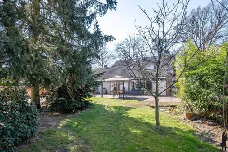 Houtskeletwoning te Hoogboom 920m²