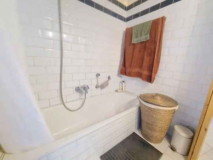 Appartement te Koop 2 Slaapkamers Balkon Kelder