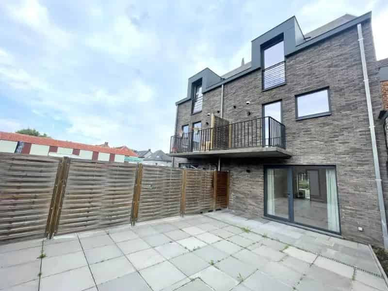 Instapklare woning Aspelare: Terras Garage