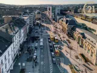Handelspand te Huur Namen - Winkelruimte 140m² + Appartementen