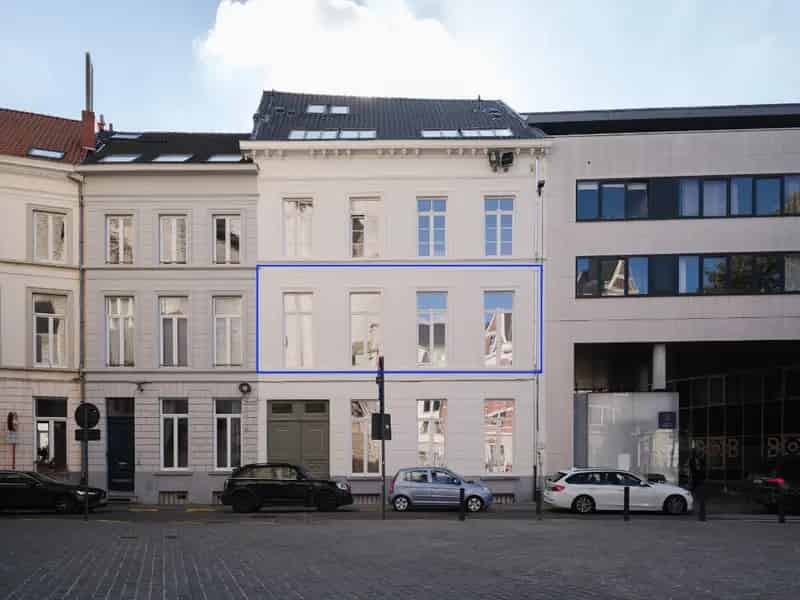Luxueus Appartement te Koop aan Sint-Michielskerk