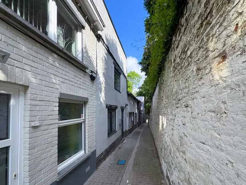 Huis te koop Geraardsbergen: Instapklare woning met 2 slaapkamers