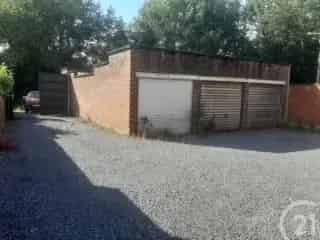 Garagebox te koop Châtelet - Investeerdersoptie