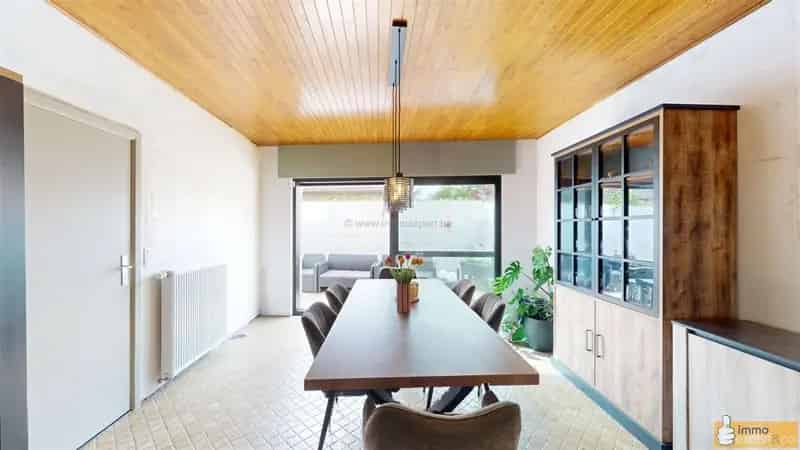 AFFLIGEM: Gerenoveerde woning 5 slaapkamers