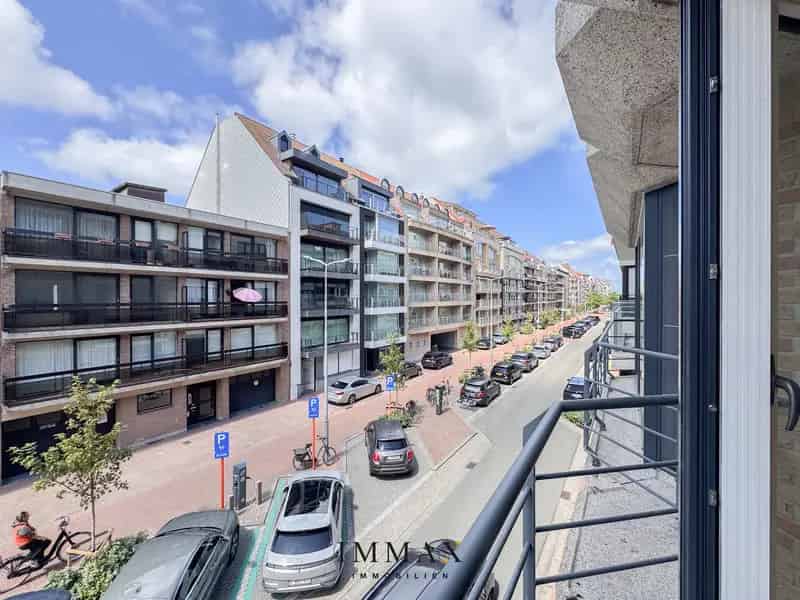 Appartement te koop Knokke: 2 slaapkamers, strand nabij