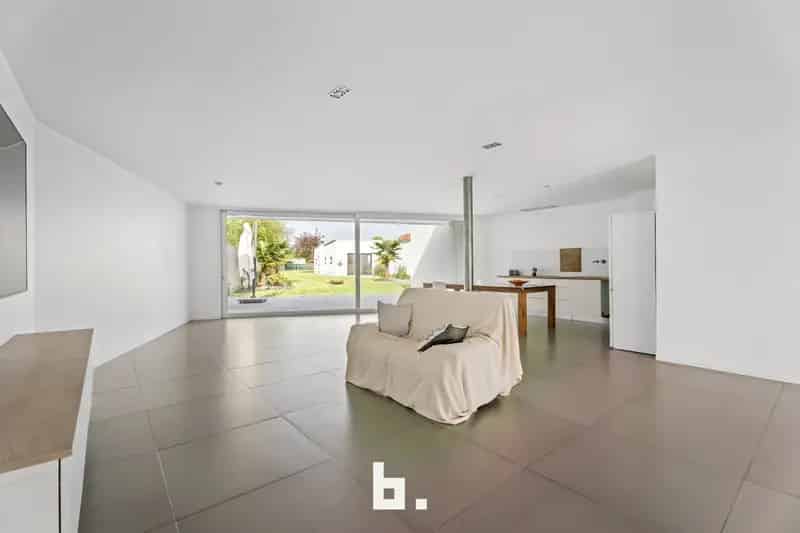 Huis te huur Ingelmunster: 3 slaapkamers, garage, tuin, bijgebouw