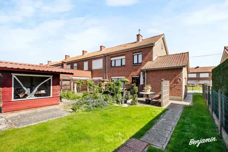 Halfopen woning 3 slaapkamers garage tuin Harelbeke