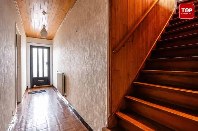 Te renoveren woning 4 slaapkamers leuke tuin