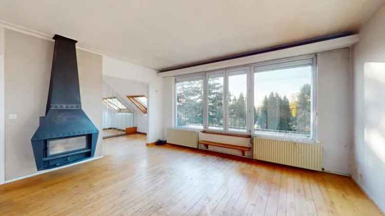 Te koop appartement in Woluwe-Saint-Lambert met terras en lift