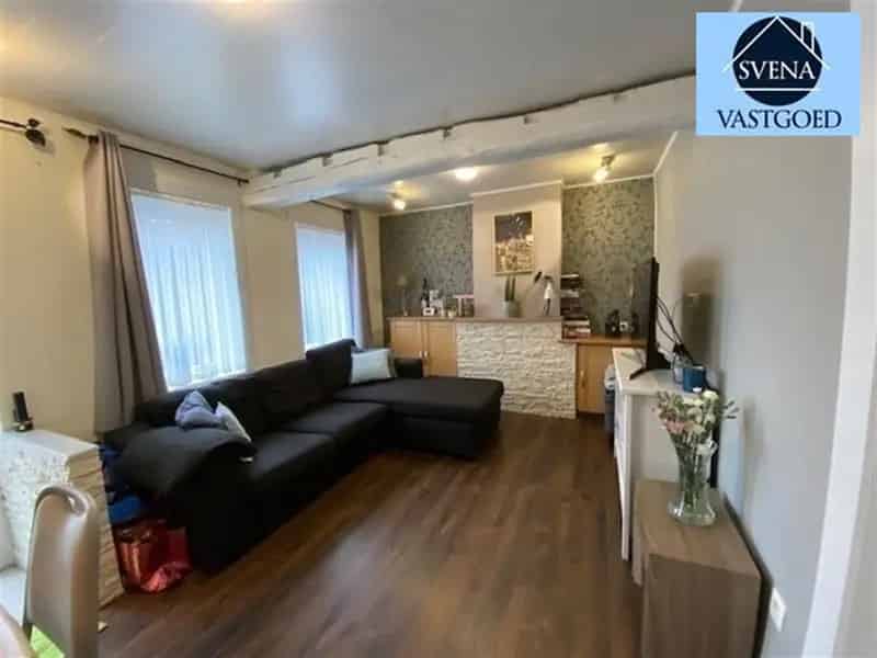 Instapklare Hoekwoning met Tuin
