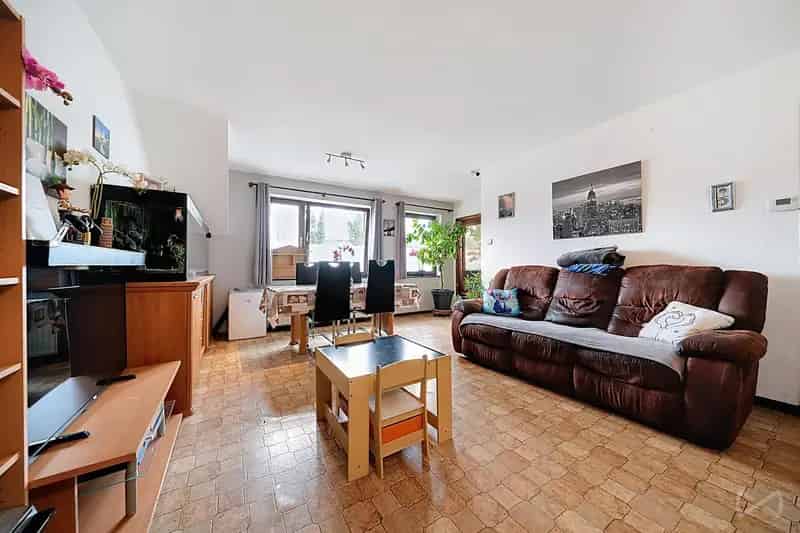 Appartement te Koop Wanze 2 Slaapkamers Garage
