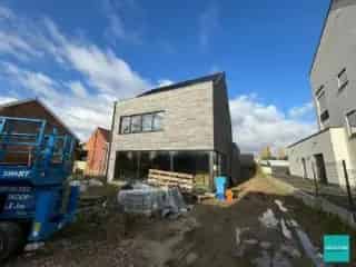 Handelspand te Huur Opwijk - Moderne Ruimte Toplocatie