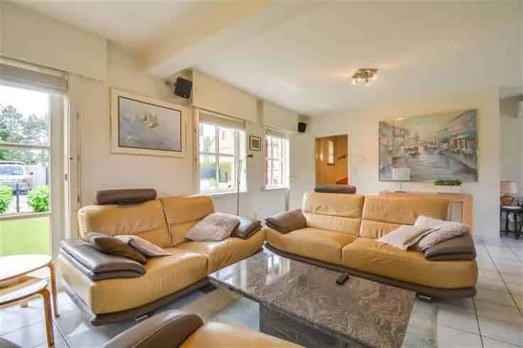 Villa te koop in Hever: Ruime gezinswoning met zwembad