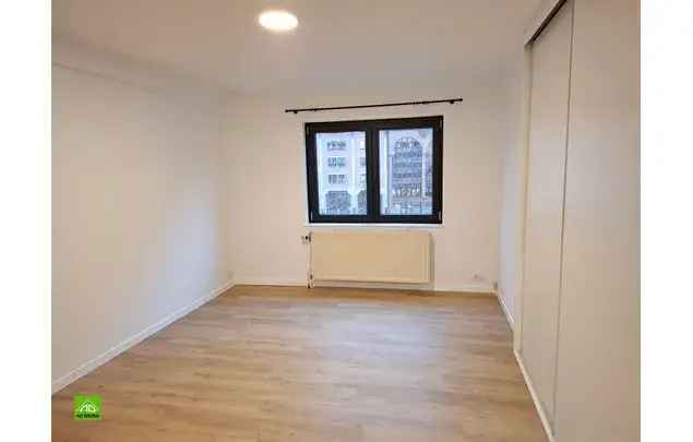 Huur 1 Slaapkamer Appartement 35m² Namur