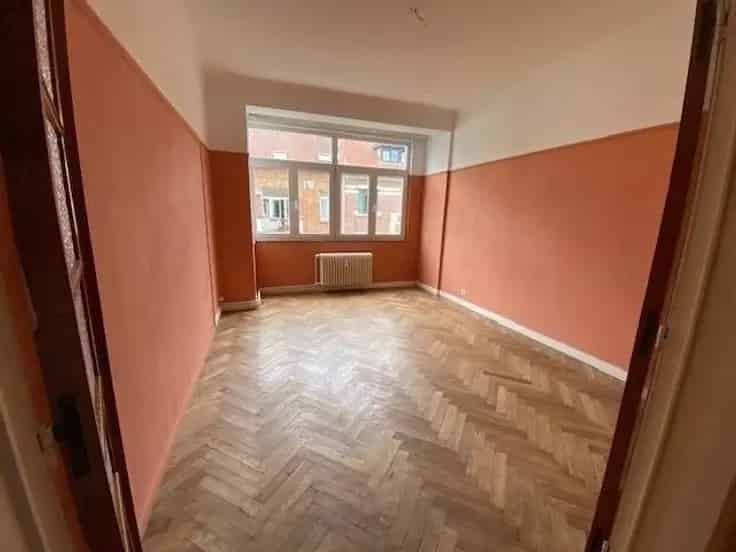 Appartement te renoveren Forest 91m²