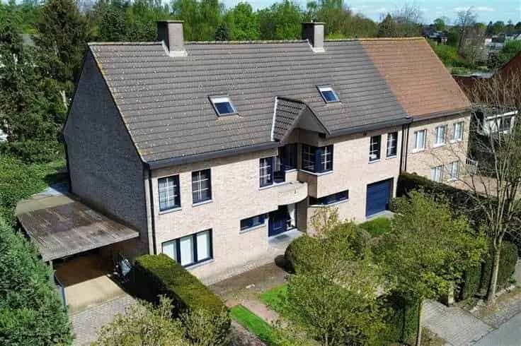 Ruim Duplex Appartement te Koop Kalmthout Centrum