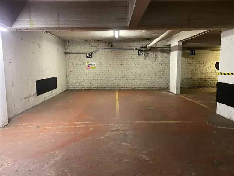 Garage / parking te huur in Berchem