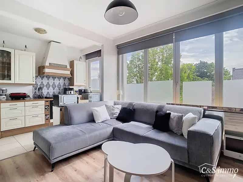 Appartement te koop: Instapklaar 2 slaapkamers, terras
