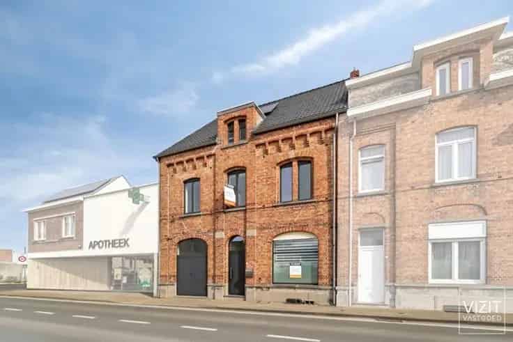 Huis Te Koop Zottegem Centrum - Instapklaar Gerenoveerd