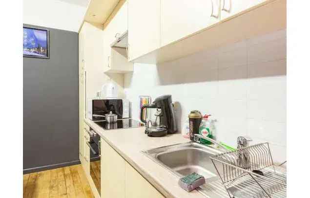 2 Slaapkamers Appartement 60m² Nabij Universiteit Saint Louis Brussel