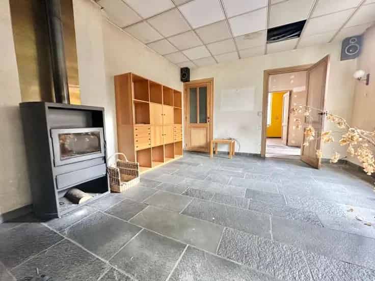 Grote woning te Grivegnée met 4 slaapkamers en tuin