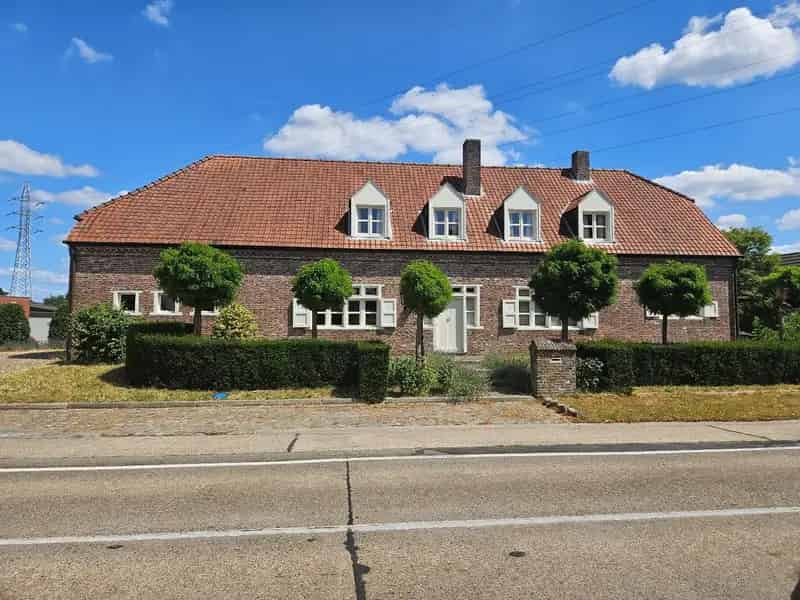 5 Slaapkamers Ruime gezinswoning Mol