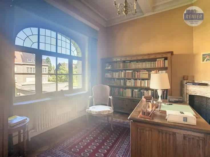 Villa te koop Anderlecht 16 kamers groot park garage