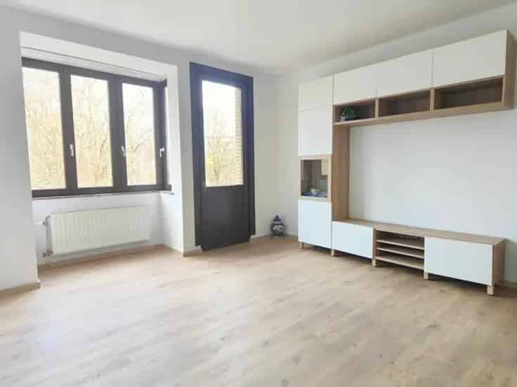 Appartement te Koop Molenbeek Nabij Station Ouest 75m2