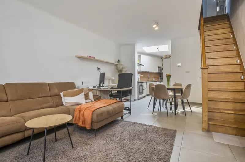 Huis te koop Lebbeke: gerenoveerde starterswoning
