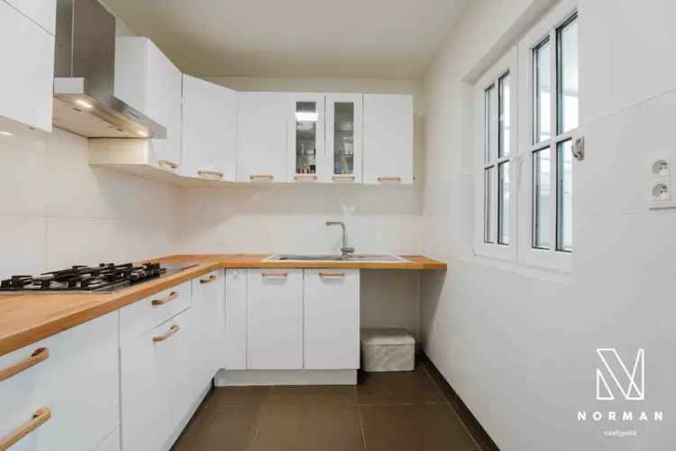 Te koop huis moderne woning Kortrijk 4 slaapkamers garage