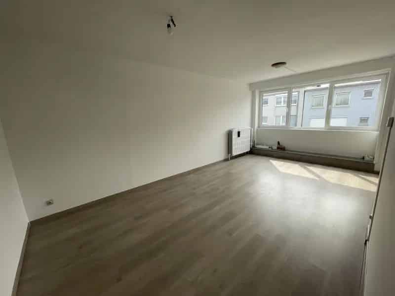 Appartement te koop Merchtem: 2 slaapkamers, gerenoveerd