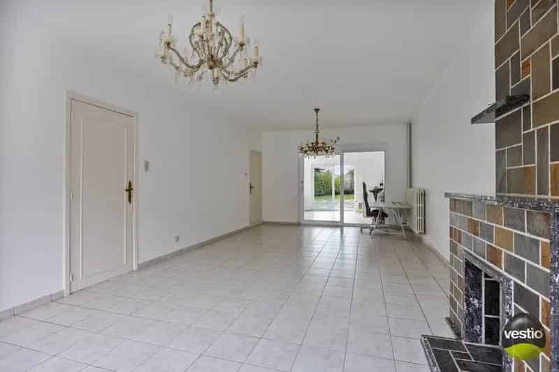 Ruime Gezinswoning 3 Slaapkamers Bilzen