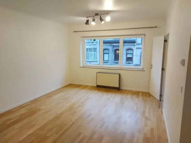 Appartement 2 slaapkamers Etterbeek te Koop
