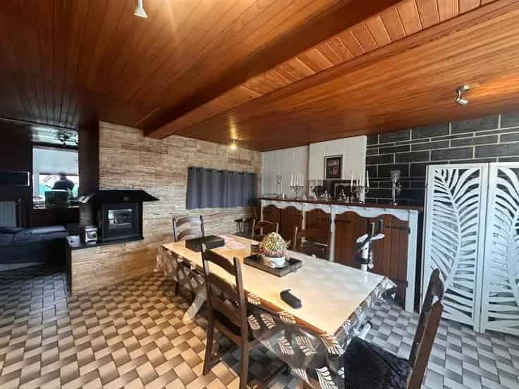 Huis Te Koop 154m² 2 slaapkamers te renoveren