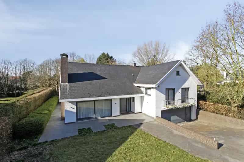 Royale Villa te Koop in Kortrijk