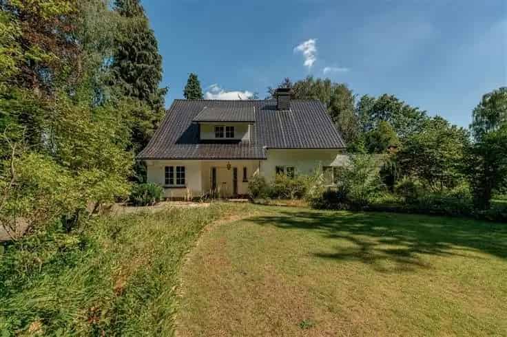 Te renoveren Villa Vriesdonk 4 5 slaapkamers 2 badkamers