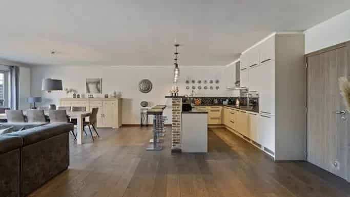 Huis te koop Kruibeke 5 slaapkamers 2 badkamers