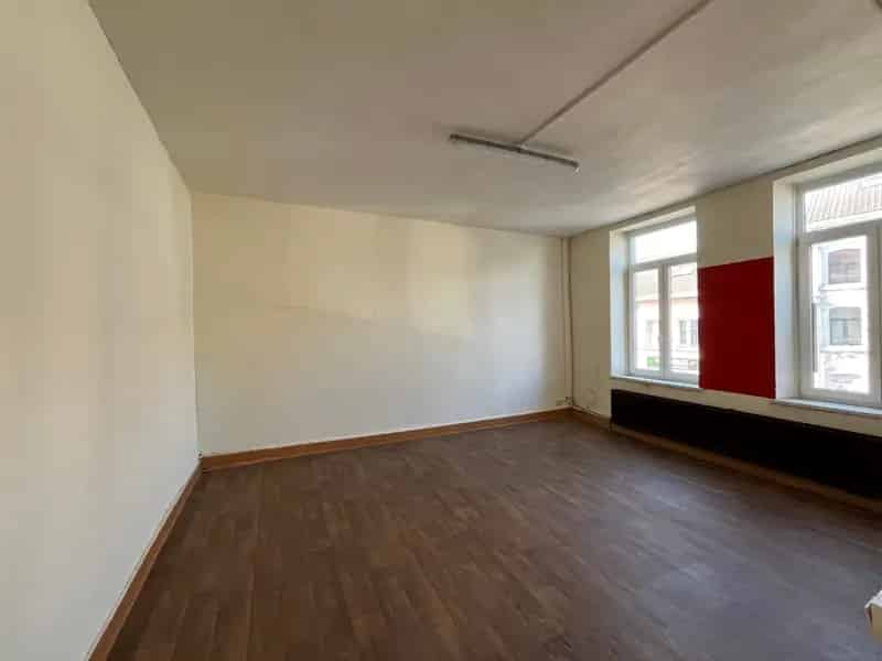 Handelspand met 2 Woonverdiepingen en Terras 27.5m2
