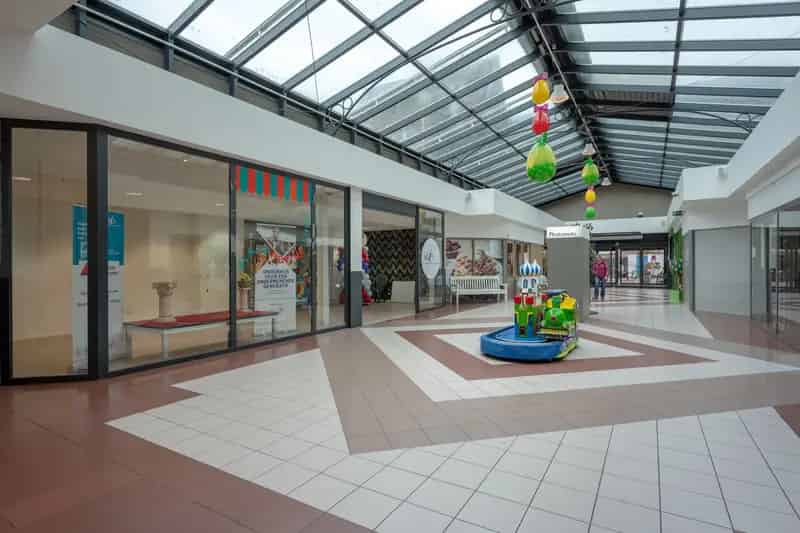 Commercieel Gelijkvloers Shopping Promenade