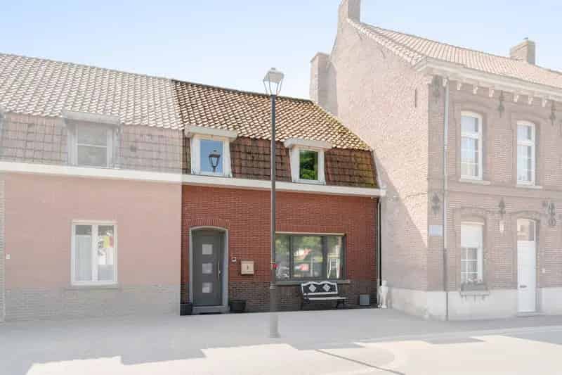 Gezellige, instapklare woning met garage en tuin