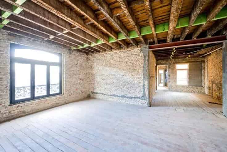 Appartement te renoveren Brussel - 2 slaapkamers - Top investering