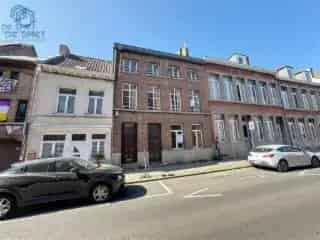 Appartement te koop Aat - 2 woonentiteiten - renovatieproject