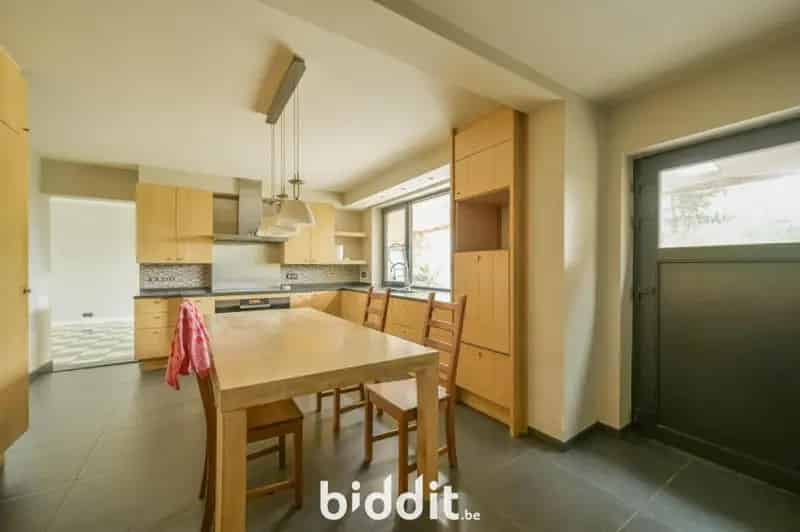 Renovatie Woning Tienen 4 slaapkamers Zwembad