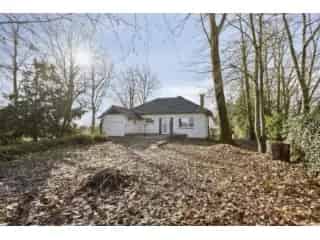Bungalow te koop Asse - Landelijke ligging nabij faciliteiten