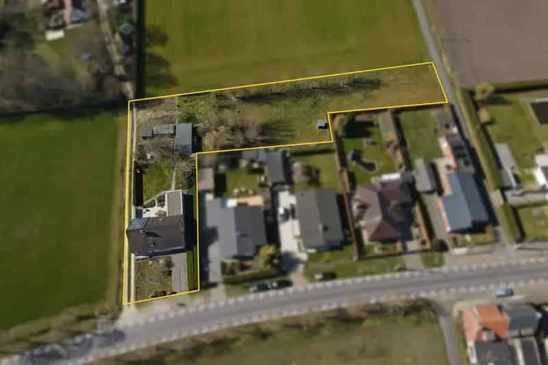Landelijke Open Bebouwing Eernegem 2568m2