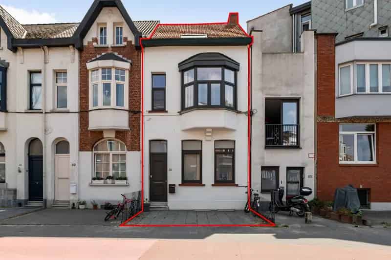 Gerenoveerde woning 3 slaapkamers toplocatie Merksem