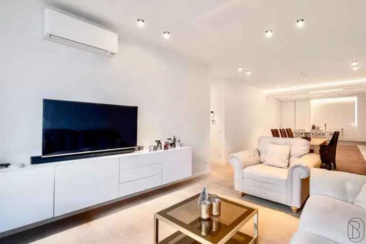 Appartement te huur Centrum 2 slaapkamers Tuin Zwembad