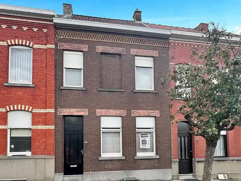 Gezellige woning met 3 slaapkamers, mooie tuin en zolder met mogelijkheden