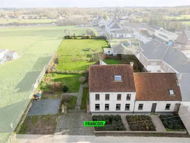 Gerenoveerde hoeve 4 slaapkamers Oosterzele