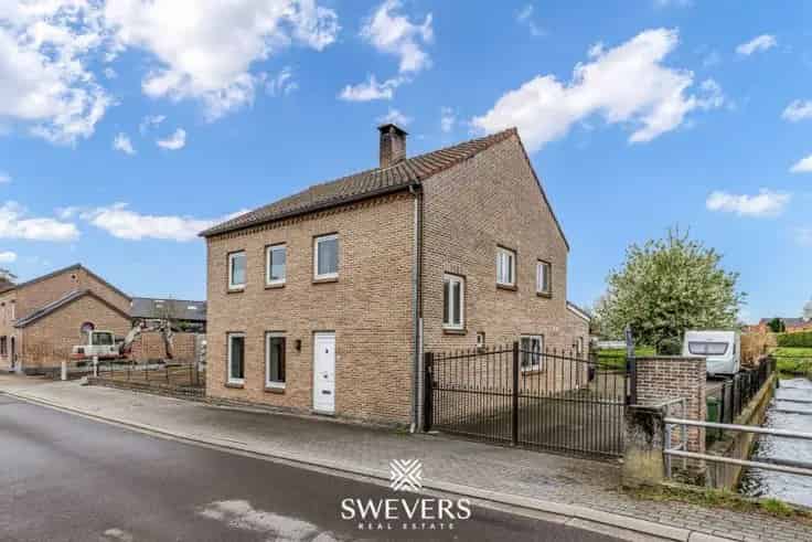 Huis Te Koop Borgloon: Gezellige woning met tuin en garage